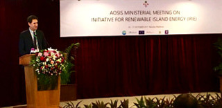 Maldives: Ministerial conference on renewables in the Small Islands